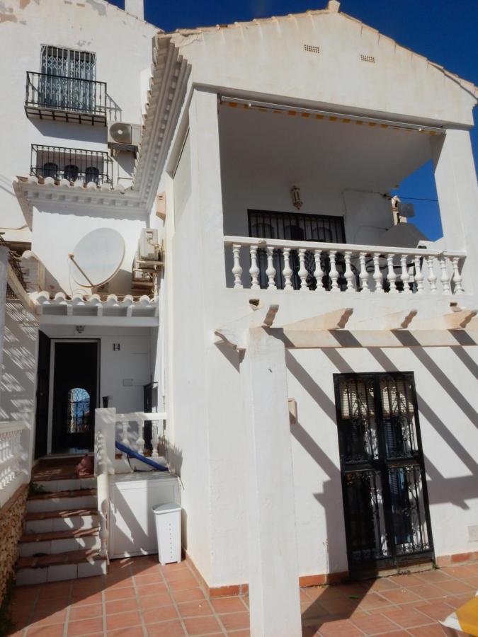 Beach Villa ,Nerja, Seaview, Pool, 3 Bedrooms, Huge Terrace And Garden ภายนอก รูปภาพ