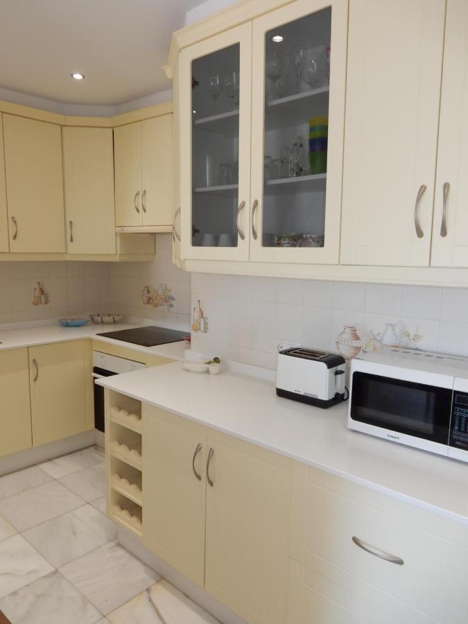 Beach Villa ,Nerja, Seaview, Pool, 3 Bedrooms, Huge Terrace And Garden ภายนอก รูปภาพ