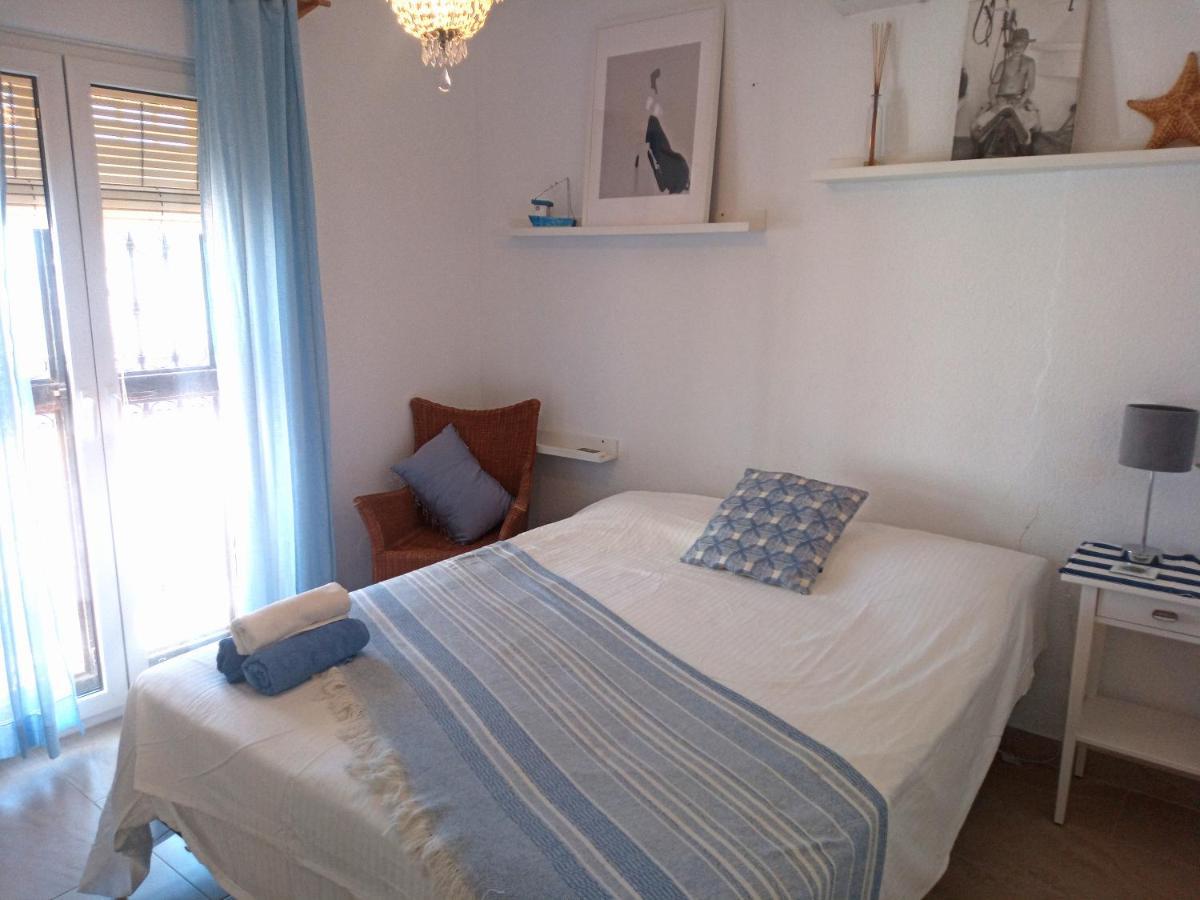 Beach Villa ,Nerja, Seaview, Pool, 3 Bedrooms, Huge Terrace And Garden ภายนอก รูปภาพ