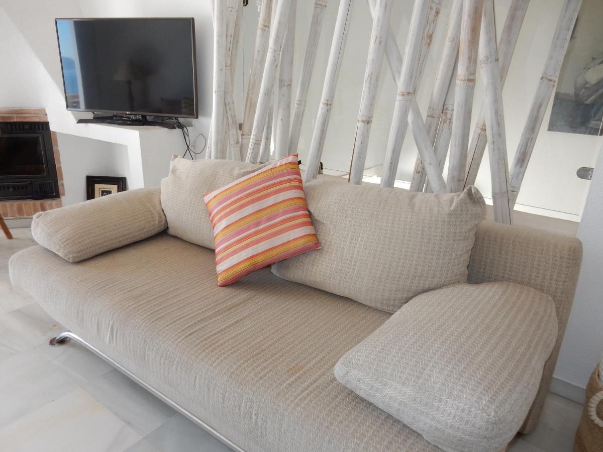 Beach Villa ,Nerja, Seaview, Pool, 3 Bedrooms, Huge Terrace And Garden ภายนอก รูปภาพ